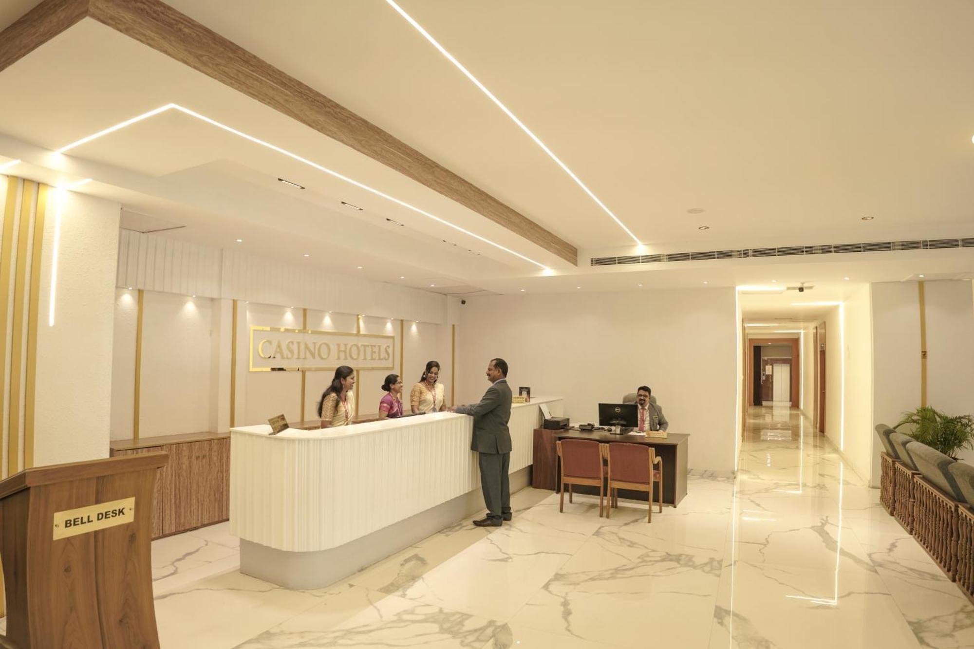 Casino Hotels Ltd Thrissur Exterior photo