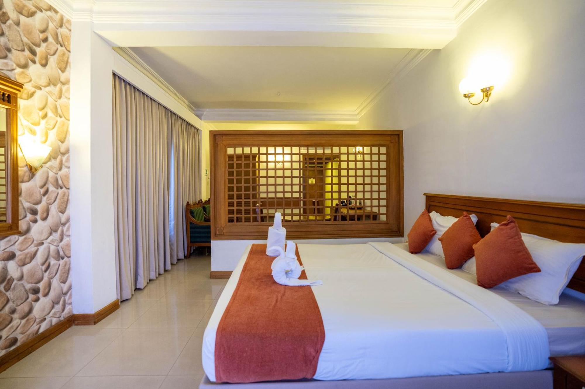 Casino Hotels Ltd Thrissur Exterior photo
